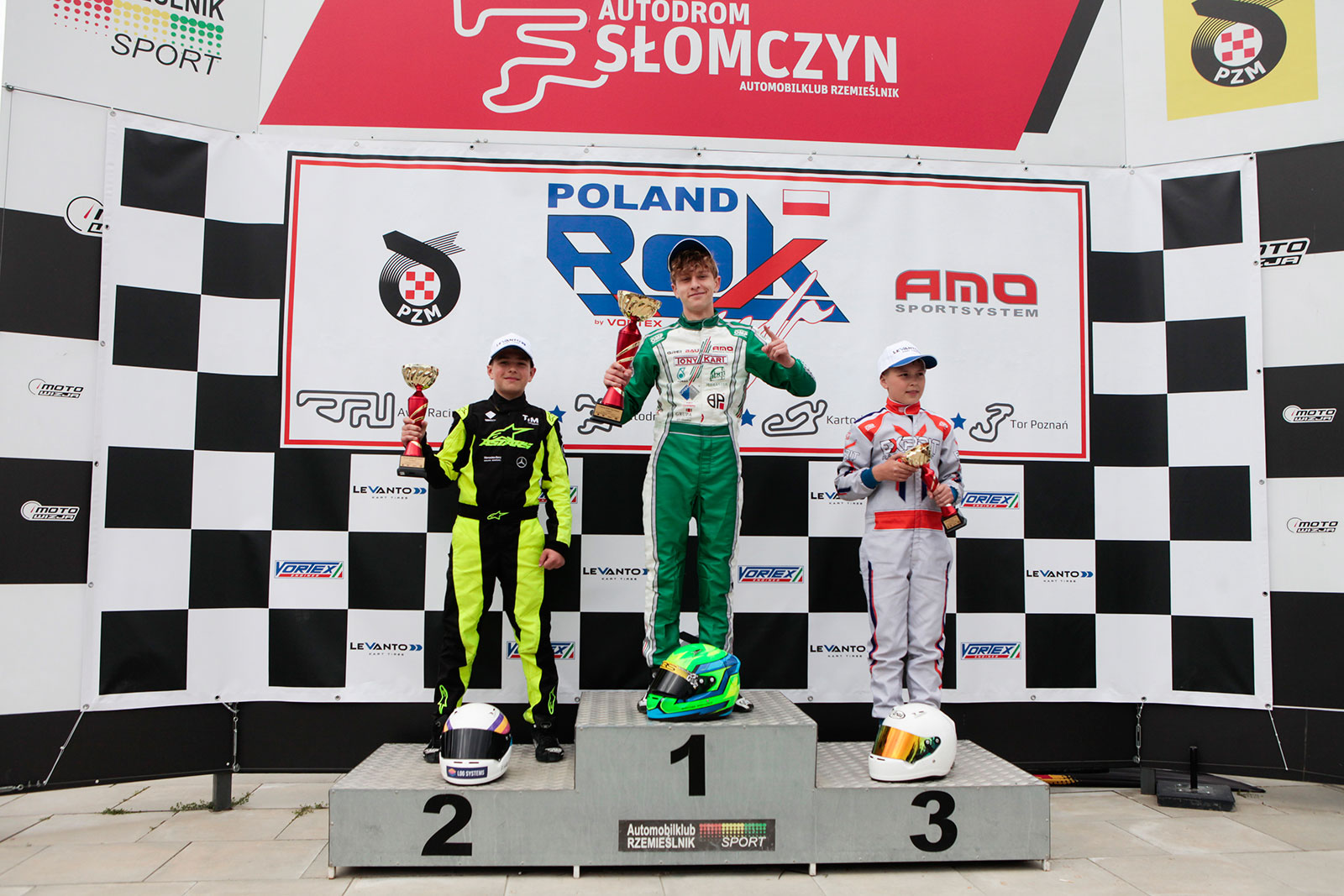 podium_junior_rok